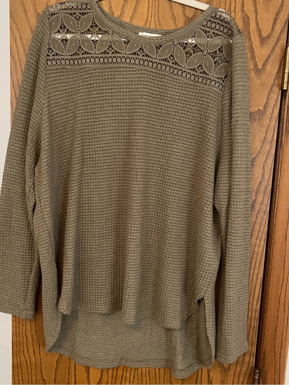 Women's Crochet Yoke Waffle-Knit Top in Olive